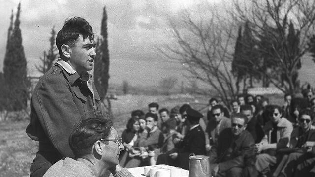 Pundak, during his command of the 53rd Battalion of the Givati Brigade (Photo: David Rubinger) (צילום: דוד רובינגר) Pundak, during his command of the 53rd Battalion of the Givati Brigade (Photo: David Rubinger)