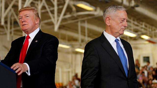 Jim Mattis and Donald Trump (Photo: Reuters)
