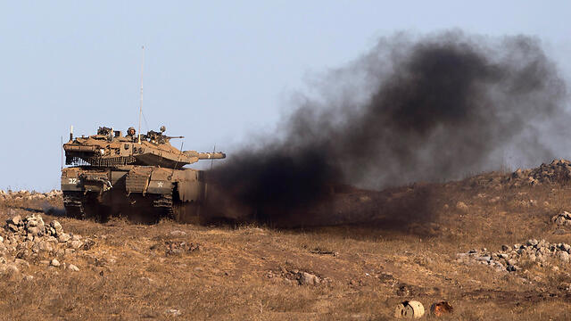 Major military exercise in northern Israel, earlier this month. Ensuring the next war will be short requires us to fight the state of Lebanon, not just Hezbollah (Photo: EPA) (צילום: EPA) Major military exercise in northern Israel, earlier this month. Ensuring the next war will be short requires us to fight the state of Lebanon, not just Hezbollah (Photo: EPA)