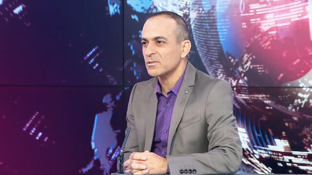 Профессор Рони Гамзо. Фото: Эли Сегаль (צילום: אלי סגל) Профессор Рони Гамзо. Фото: Эли Сегаль