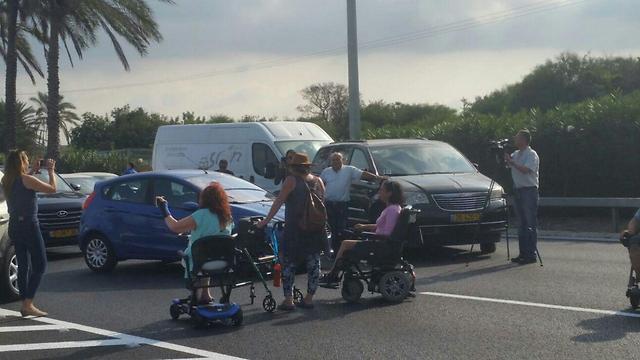 Фото: "Инвалиды становятся пантерами"