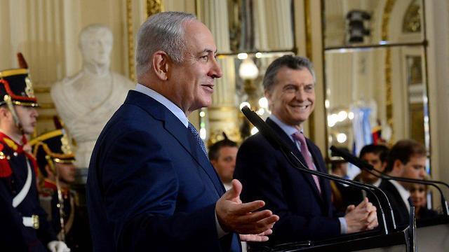 Netanyahu with President Mauricio Macri (Photo: Avi Ohayon/GPO) (צילום: אבי אוחיון לע"מ) Netanyahu with President Mauricio Macri (Photo: Avi Ohayon/GPO)