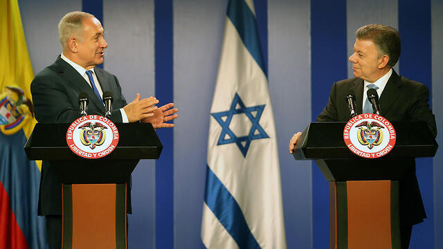 Netanyahu with Colombia's President Juan Manuel Santos in September