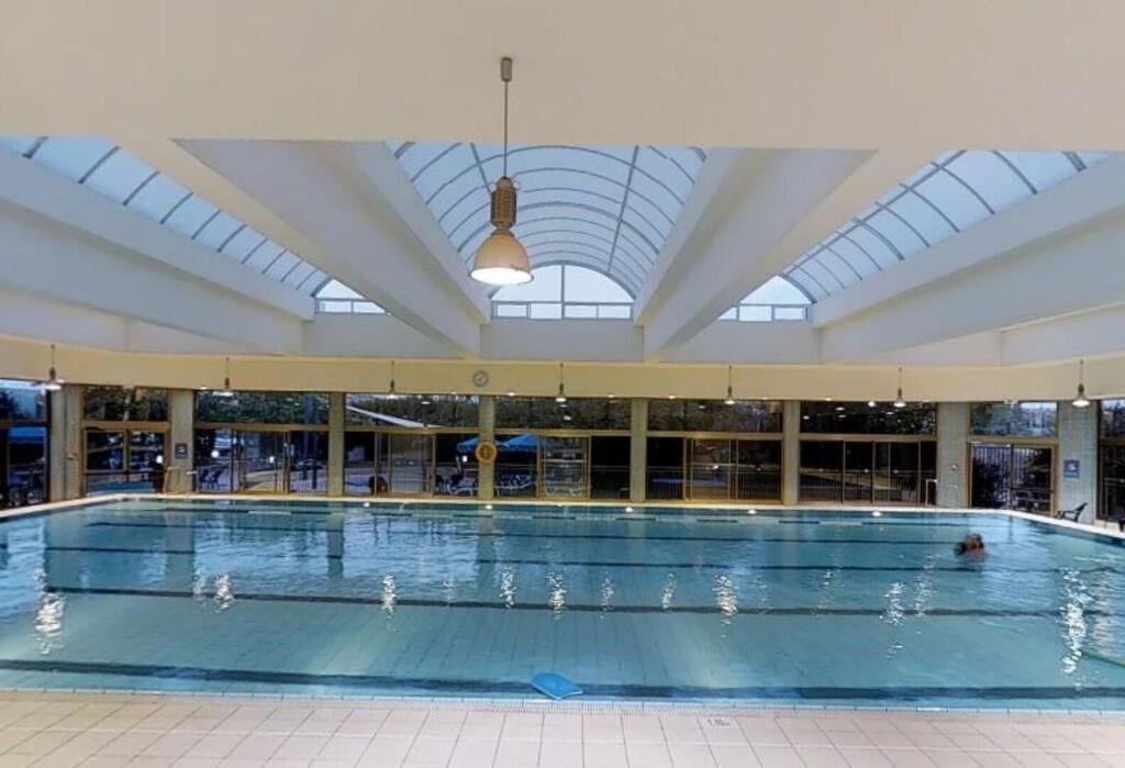 Бассейн. Фото: v360 (צילום: v360 ) Бассейн. Фото: v360