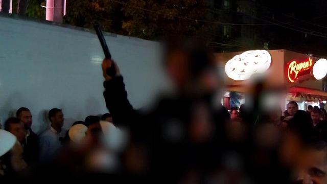 В этом году было отмечено скандальное поведение паломников-подростков: они пили, курили и хулиганили. Фото: Амир Буган (צילום: אמיר בוגן) В этом году было отмечено скандальное поведение паломников-подростков: они пили, курили и хулиганили. Фото: Амир Буган
