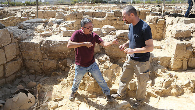 Руководители раскопок. Фото: Алекс Коломойский