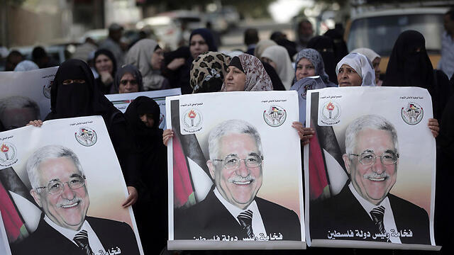 Портреты Абу-Мазена в Газе