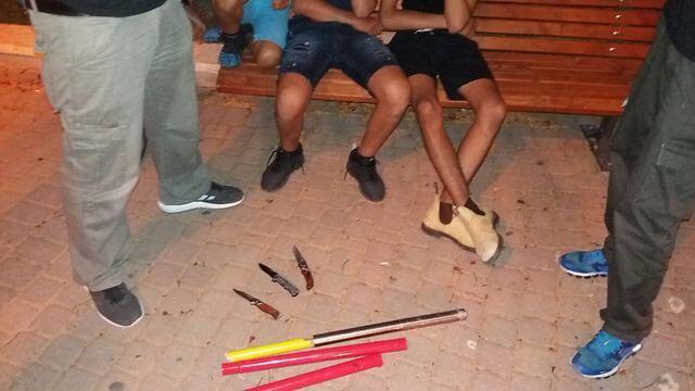 Weapons found on Ashkelon teens (צילום: דוברות המשטרה) Weapons found on Ashkelon teens