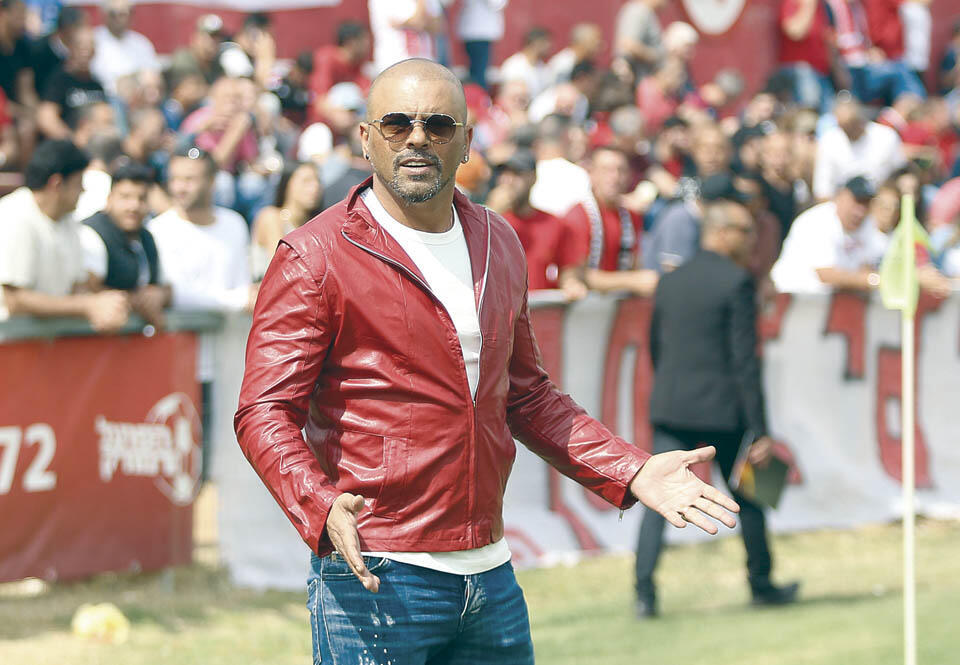 Певец Эяль Голан: не отличишь в толпе. Фото: Реувен Шварц (Фото: Рувен Шварц) Певец Эяль Голан: не отличишь в толпе. Фото: Реувен Шварц