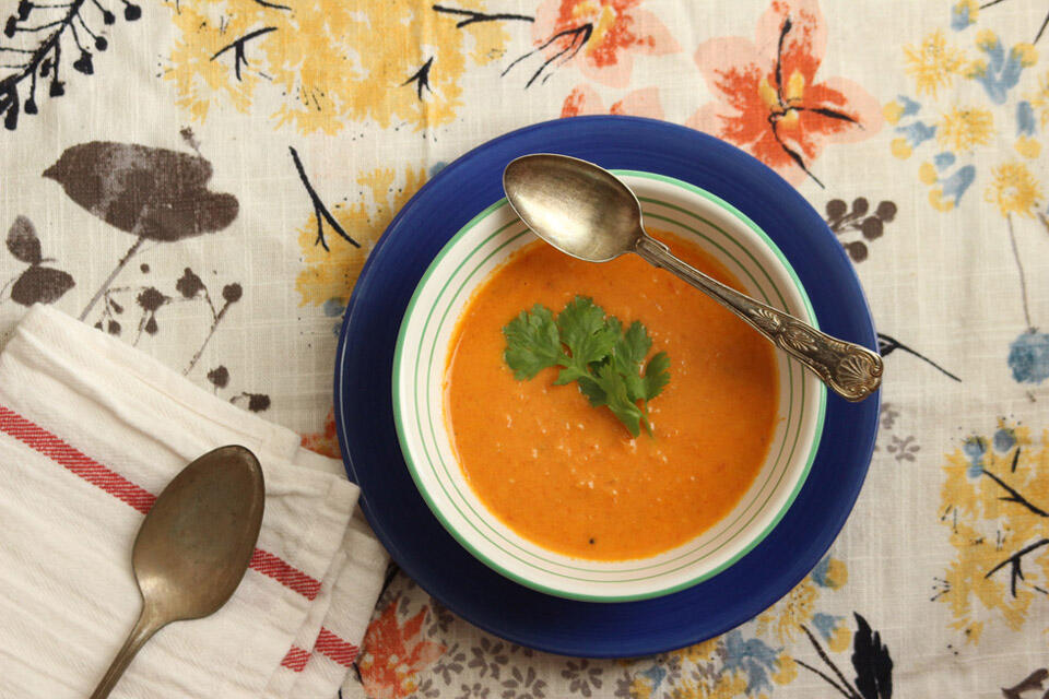 Томатный суп с карри. Фото: Михаль Шамир (Фото: Михаль Шамир) Томатный суп с карри. Фото: Михаль Шамир