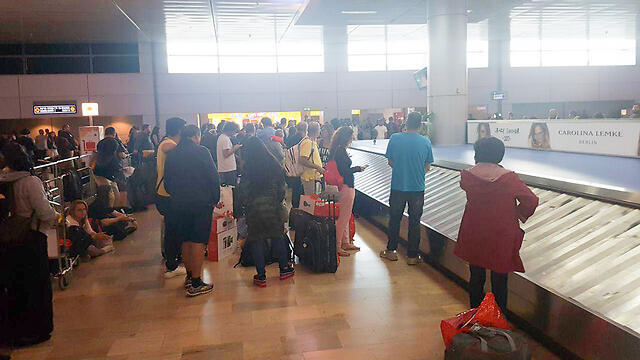 Багажная лента в аэропорту Бен-Гурион. Фото: Итай Блюменталь