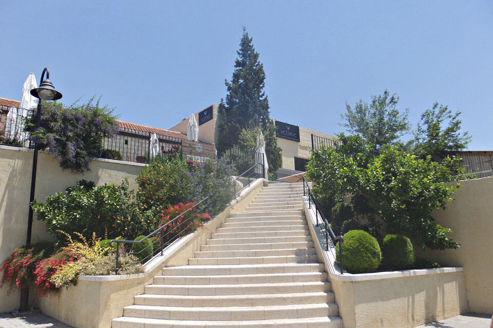 Реконструированный торговый центр