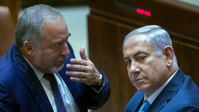 PM Netanyahu and Defense Minister Avigdor Lieberman