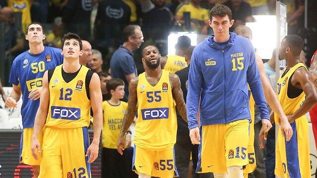 Маккаби против Олимпиакоса. Фото: Оз Муалем и Реувен Шварц (צילום: ראובן שוורץ) Маккаби против Олимпиакоса. Фото: Оз Муалем и Реувен Шварц