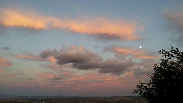 Закат. Фото: Перах Офек (צילום: פרח אפק) Закат. Фото: Перах Офек