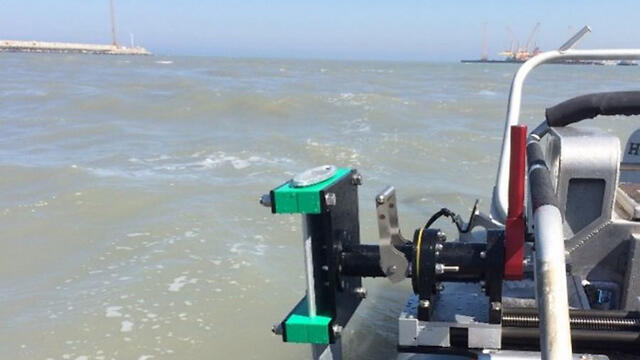 The sonar, mounted on a Wasp-class amphibious assault ship