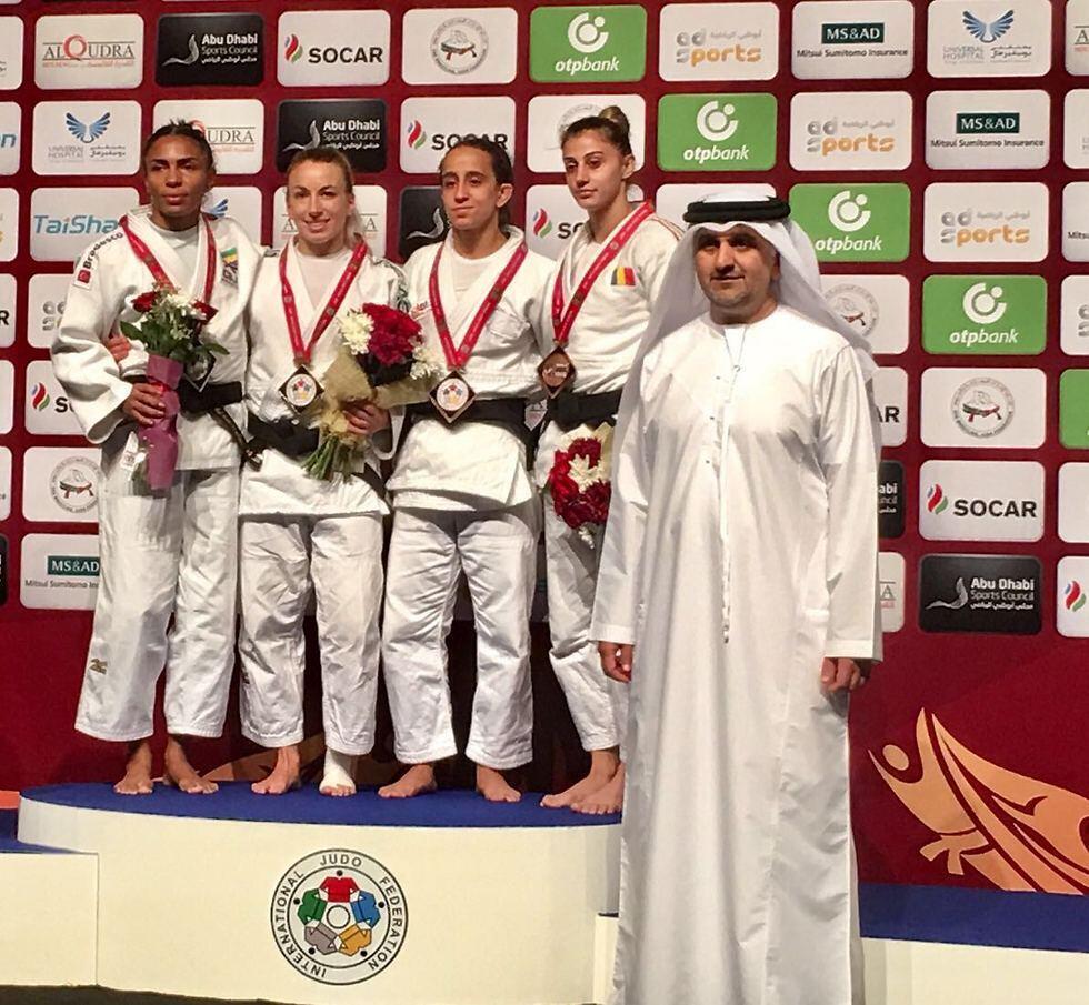 Гили Коэн на пьедестале. Фото: федерация дзюдо (צילום: איגוד הג'ודו) Гили Коэн на пьедестале. Фото: федерация дзюдо