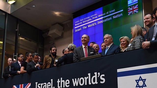PM Netanyahu also opened trade at the London Stock Exchangenullnull PM Netanyahu also opened trade at the London Stock Exchange