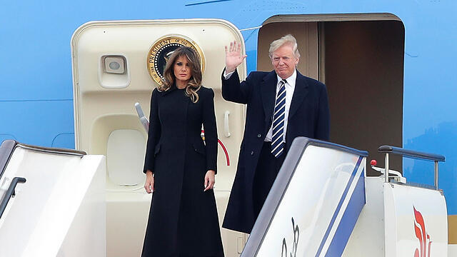 Президент США и первая леди прибыли в Китай. Фото: АР