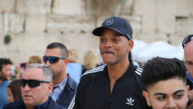 Will Smith, at the Kotel (Photo: The Western Wall Heritage Foundation) Will Smith, at the Kotel
