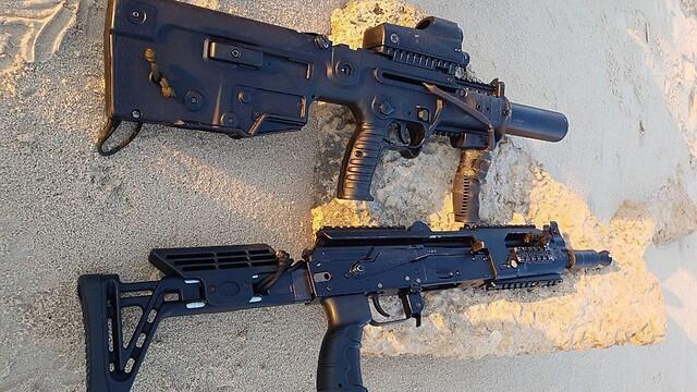 The Kalashnikov and Tavor, currently used by the elite unit