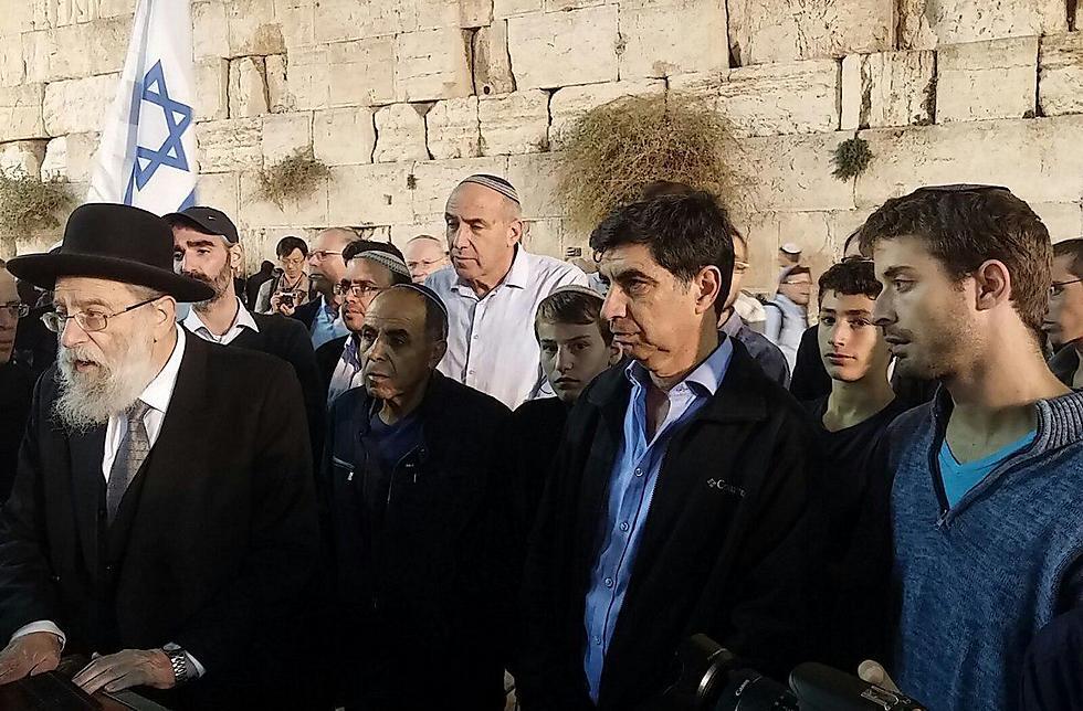 Simcha Goldin at the Western Wall (צילום: נתנאל אריאל) Simcha Goldin at the Western Wall