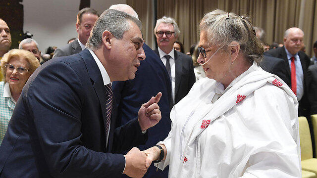 Khairat greeting Nehama Rivlin