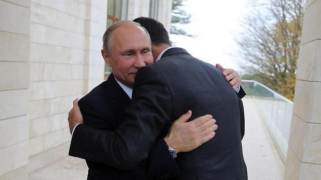 Путин и Асад в Сочи. Фото: АРnullnull Путин и Асад в Сочи. Фото: АР