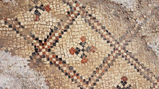 Фрагмент мозаики. Фото: Анат Расюк, Управление древностей