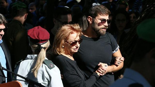 Родные убитого солдата. Фото: Моти Кимхи