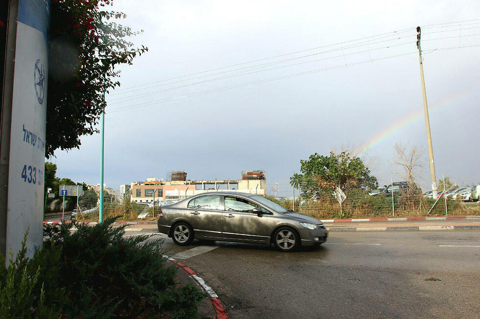 Облака над Лодом. Фото: Ави Муалем