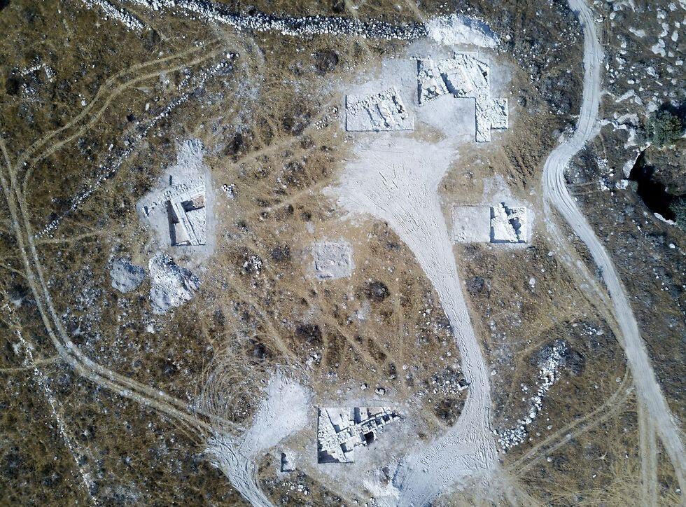 Место раскопок. Фото: Даян Криштнасан (צילום אווירי: דאיין קרישטנסן) Место раскопок. Фото: Даян Криштнасан