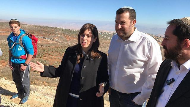 Deputy Minister Hotovely (L) and Shomron Regional Council Head Dagan (center)