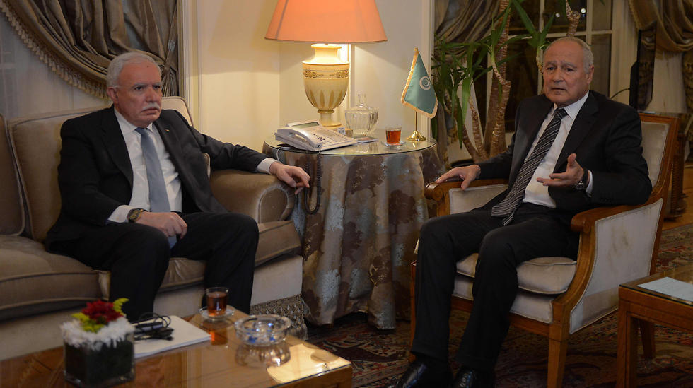 Palestinian Foreign Minister Riyad Al-Maliki and Arab League chief Ahmed Aboul-Gheit