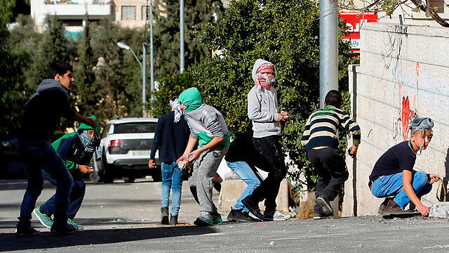 Riots in Bethlehem following Trump's recognition of Jerusalem as Israel's capital (צילום: AFP) Riots in Bethlehem following Trump's recognition of Jerusalem as Israel's capital