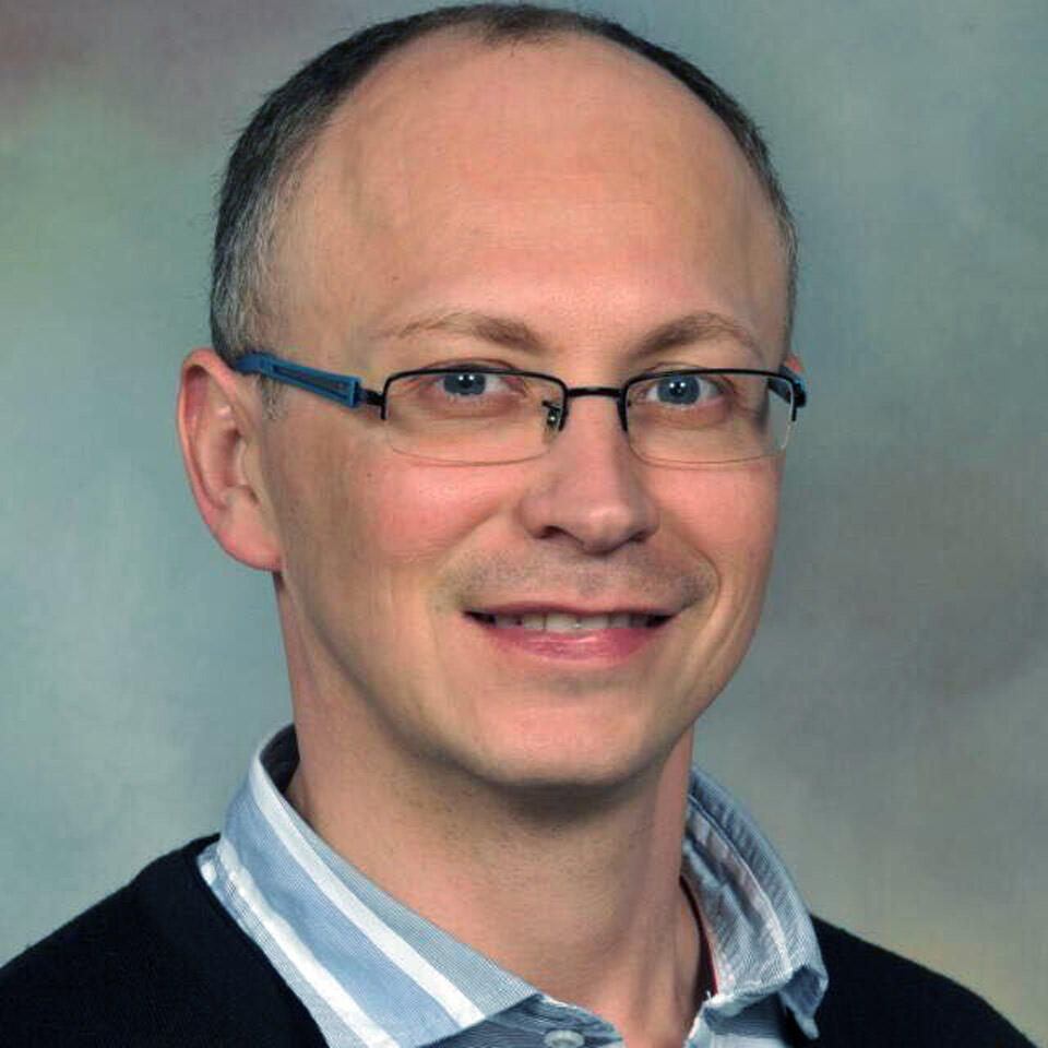 Врач-дерматолог Юрий Шкляр. Фото: пресс-служба "Клалит" (Фото: пресс-служба "Клалит") Врач-дерматолог Юрий Шкляр. Фото: пресс-служба "Клалит"