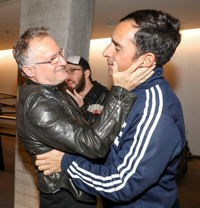 תביא חיבוק! מריאנו אידלמן ודב נבון (צילום: רפי דלויה) תביא חיבוק! מריאנו אידלמן ודב נבון