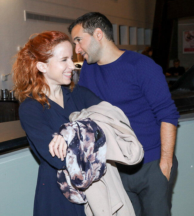 יוצאים לאור. סתיו שפיר והחבר שאולי שטרית (צילום: רפי דלויה) יוצאים לאור. סתיו שפיר והחבר שאולי שטרית