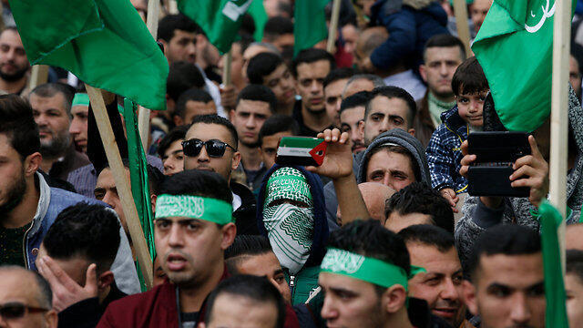Hamas rally in Nablus