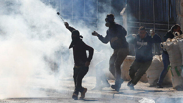 Riots staged by Palestinians in West Bank