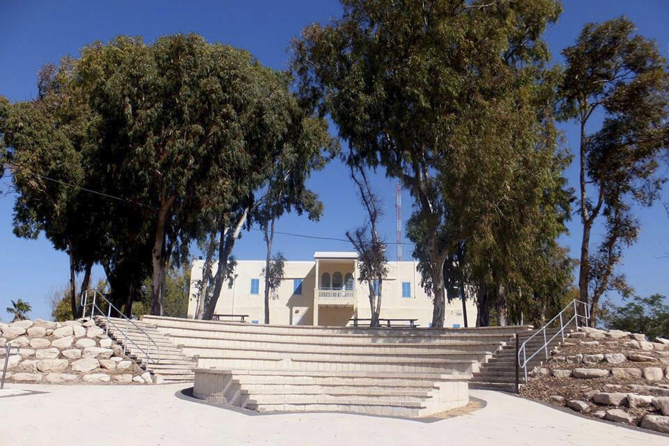 Полевая школа "Шикмим" (Фото: Леон Левитас) Полевая школа "Шикмим"