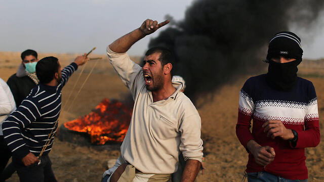 Rioting on Gaza border