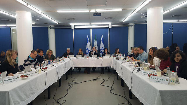 The Givatayim city council meeting, before the vote