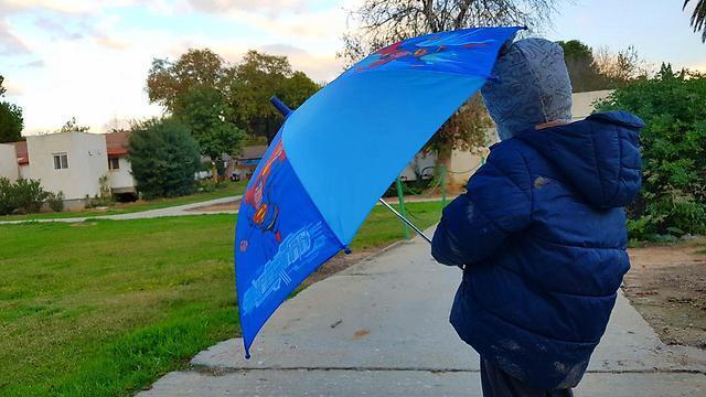 Rain in the Nahal Oz kibbutz