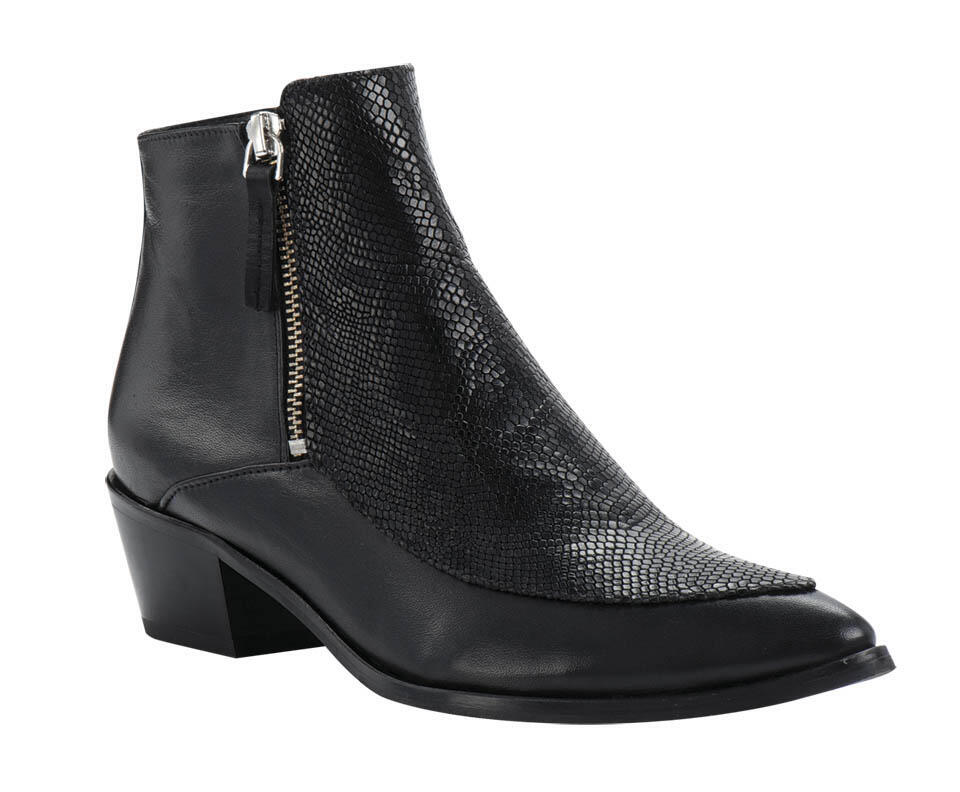 Ботильоны "Daniella Lehavi". Фото: Илья Малинков