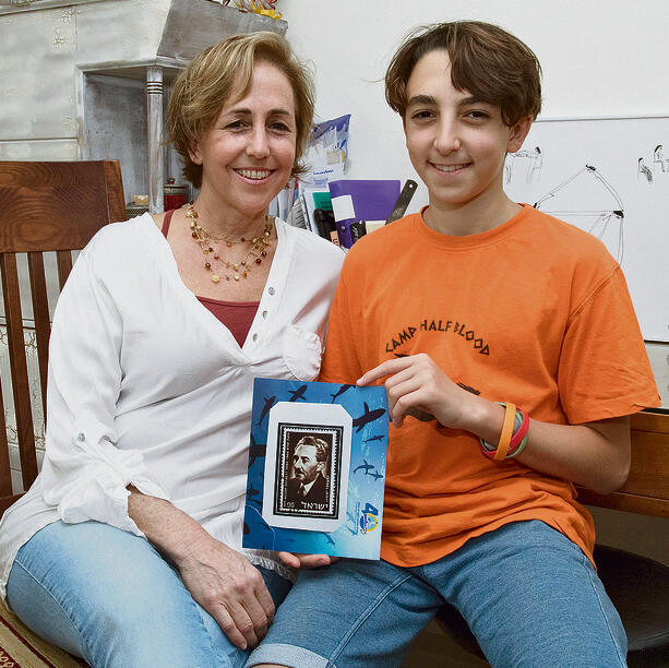 Tal (L) and Uri Sharett, the second prime minister's grandchild and great-grandchild