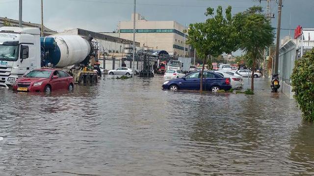 Industrial area of Rishon LeZion (צילום: יובל חנינוביץ') Industrial area of Rishon LeZion