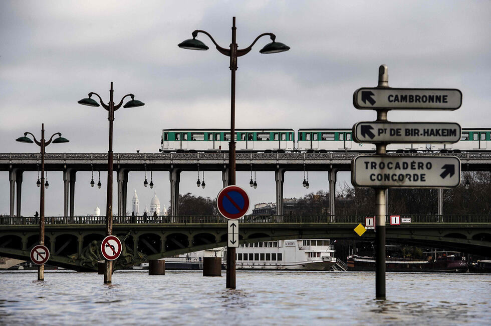 Наводнение в Париже. Фото: AFP