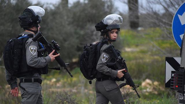 Border Police forces at the scene