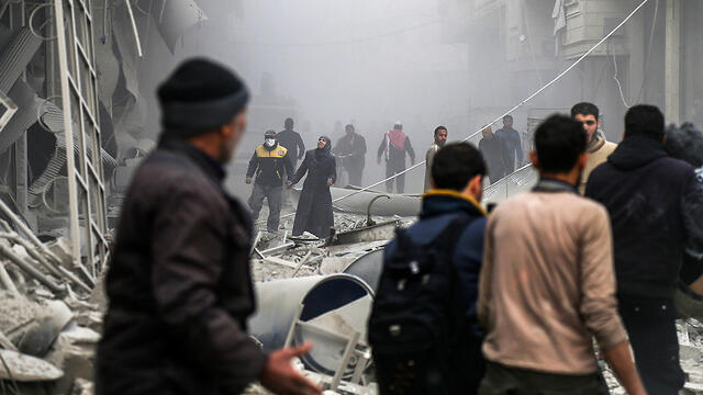 Авиаудар по предместьям Дамаска. Фото: AFP